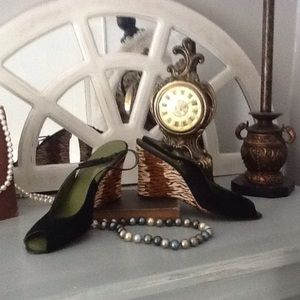 Hilfiger peep toe wedge